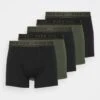 Pier One 5 PACK - Panties - Black/khaki 1 Pier One 5 PACK - Panties - Black/khaki -Modegeschäft für Herren 00955010cec94d048deaec05ec199c27 1