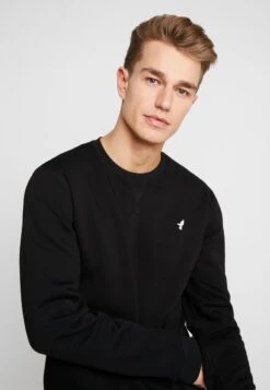 Pier One Sweatshirt - Black 11 Pier One Sweatshirt - Black -Modegeschäft für Herren 00f4f5a6b4a145d9aa18f2f966211849