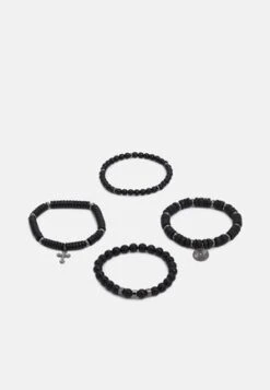 Pier One 5 PACK - Armband - Silver-coloured, Black 12 Pier One 5 PACK - Armband - Silver-coloured, Black -Modegeschäft für Herren 08e118c931a644e4998f3b1a57086908