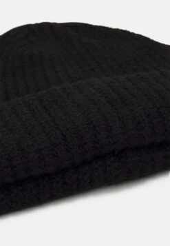 Pier One SHORT MICRO BEANIE UNISEX - Mütze - Black -Modegeschäft für Herren 0ebb65d54b0643c5908d2c2364f4ca2c