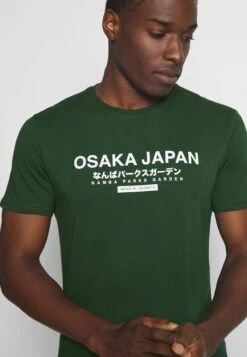 Pier One OSAKA TEE - T-Shirt Print - Green 11 Pier One OSAKA TEE - T-Shirt Print - Green -Modegeschäft für Herren 1020131a5f7a4e86b543150e8a18156a