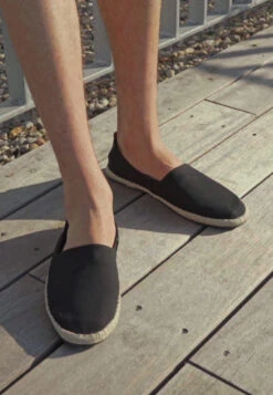 Pier One RENA ESPADRILLE UNISEX - Espadrille - Black -Modegeschäft für Herren 1649684513267