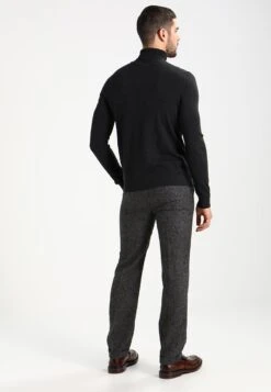 Pier One Strickpullover - Mottled Dark Grey 10 Pier One Strickpullover - Mottled Dark Grey -Modegeschäft für Herren 1e648a163a1d4ce7bc596e77f98b18db
