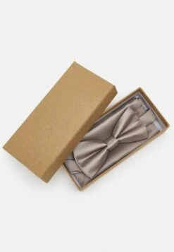 Pier One SET - Einstecktuch - Stone -Modegeschäft für Herren 2e20d7fb99604f3ebdc21ea5b1233e9d