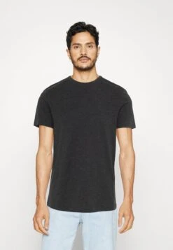 Pier One T-Shirt Basic - White/off-white/lilac 11 Pier One T-Shirt Basic - White/off-white/lilac -Modegeschäft für Herren 32fc02ea853a4fcd806c650af7f948e0