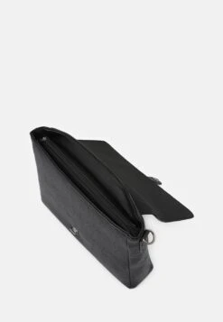 Pier One Aktentasche - 802 - Black -Modegeschäft für Herren 34245e0c16c84a0caa16492be5d4e473