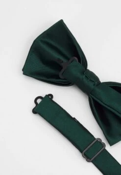 Pier One SET - Einstecktuch - Dark Green 10 Pier One SET - Einstecktuch - Dark Green -Modegeschäft für Herren 3bb60358bef34b5ca9990f67d26ac270