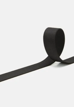 Pier One UNISEX 3 PACK - Gürtel - Black/dark Blue/grey 10 Pier One UNISEX 3 PACK - Gürtel - Black/dark Blue/grey -Modegeschäft für Herren 3f503aa15faf4a28af33bad9056a0b46