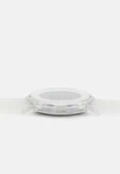 Pier One Digitaluhr - Transparent 10 Pier One Digitaluhr - Transparent -Modegeschäft für Herren 4386d6beaa344030852b52d67b353427
