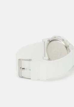 Pier One Digitaluhr - Transparent 9 Pier One Digitaluhr - Transparent -Modegeschäft für Herren 44e9d539cf514c67b4e1b934e663e0cb