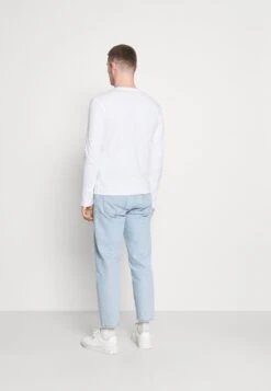 Pier One 5 PACK - Langarmshirt - White/dark Blu/grey -Modegeschäft für Herren 501e285d599547fa8b3d97a7168757c4