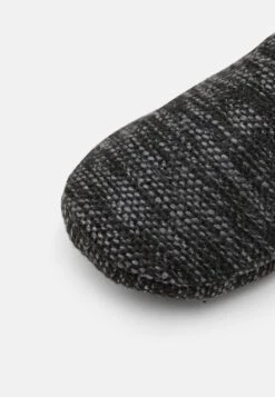 Pier One Hausschuh - Black 13 Pier One Hausschuh - Black -Modegeschäft für Herren 50c6e37e4898429699554a8740194458