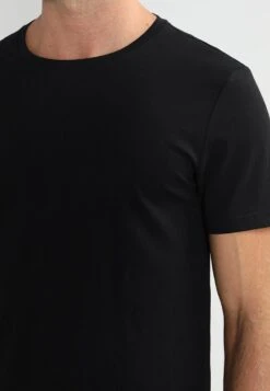 Pier One 2 PACK - T-Shirt Basic - Black -Modegeschäft für Herren 52e7e31294f348899fa5797a92d8bc1b