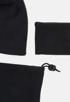 Pier One FLEECE UNISEX SET - Mütze - Black 12 Pier One FLEECE UNISEX SET - Mütze - Black -Modegeschäft für Herren 61e91d97a5ca421f93169d4ff34a76b8