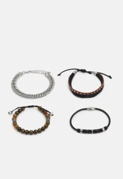 Pier One 4 PACK - Armband - Silver-coloured 11 Pier One 4 PACK - Armband - Silver-coloured -Modegeschäft für Herren 63cf059447144a91a73feb285e7d11ba 1