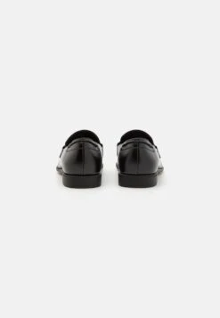 Pier One Slipper - Black -Modegeschäft für Herren 69bcd0a8598446e2835f9aae43249e04