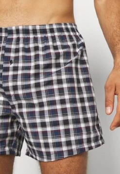 Pier One 5 PACK - Boxershorts - Grey -Modegeschäft für Herren 76ef02faa69e4534a8ba13470b07a39a