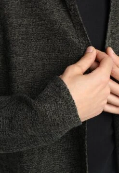 Pier One Strickjacke - Black/olive -Modegeschäft für Herren 77cc56baa8d64ff08fd27eaa2cfca327