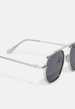 Pier One Sonnenbrille - Silver-coloured -Modegeschäft für Herren 7eeef8aa05ad4906ba1e7b08014f5f37