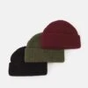 Pier One UNISEX 3 PACK - Mütze - Black/khaki/bordeaux -Modegeschäft für Herren 87459dbe987649a8aaf826ac5710e03e