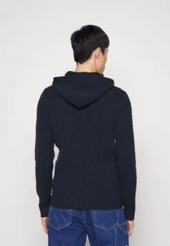 Pier One Strickpullover - Dark Blue -Modegeschäft für Herren 879f41a8f9e64278a68d315d24b89ffc