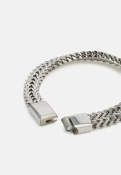 Pier One Armband - Silver-coloured 10 Pier One Armband - Silver-coloured -Modegeschäft für Herren 8ade362317344761972d7f92dfca3311