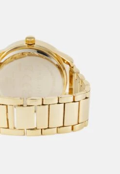 Pier One SET - Uhr - Gold-coloured 10 Pier One SET - Uhr - Gold-coloured -Modegeschäft für Herren 9075b63cd48f4d32a41c571d679b6d9d