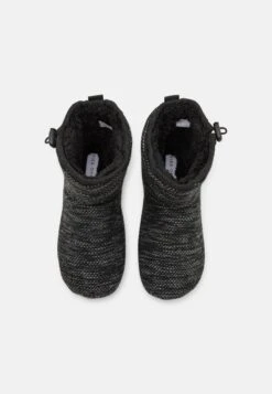 Pier One Hausschuh - Black 11 Pier One Hausschuh - Black -Modegeschäft für Herren 90fbbefcf7674038ba88229a5c5626d7