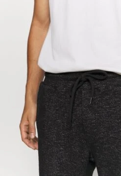 Pier One Shorts - Mottled Black -Modegeschäft für Herren 9669b66e874744c1ba451014337cf24a