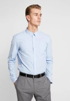 Modegeschäft für Herren -Modegeschäft für Herren 96b0128033f34d6490ff7a8a5dc8421e