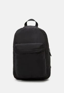 Pier One Tagesrucksack - Black 12 Pier One Tagesrucksack - Black -Modegeschäft für Herren 98c4bd58a9cf408aa0a7c00054207ff0 1