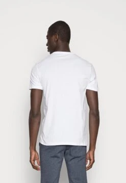 Pier One 3 PACK - T-Shirt Basic - White/black/light Grey 10 Pier One 3 PACK - T-Shirt Basic - White/black/light Grey -Modegeschäft für Herren a33337e9993e4d57b40205694f934124