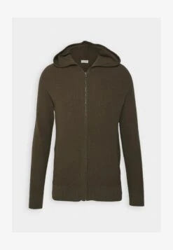 Pier One Strickjacke - Olive -Modegeschäft für Herren a81152b028c541559bc8c312bc754da5 1