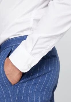 Pier One 2 PACK - Businesshemd - White 13 Pier One 2 PACK - Businesshemd - White -Modegeschäft für Herren aac9d6ccd1dd4835ae790e1e3552ae2c