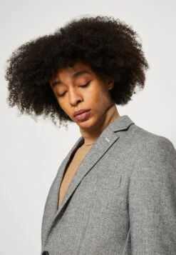 Pier One Sakko - Grey 11 Pier One Sakko - Grey -Modegeschäft für Herren b7742fdfbb644ae3b4a0eb5b6c9f5604