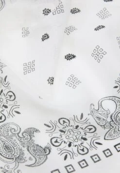 Pier One BANDANA UNISEX 3 PACK - Tuch - Black/white/beige -Modegeschäft für Herren b791886bd9ff4865ae6cbdcc2643fac0