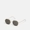 Pier One UNISEX - Sonnenbrille - Gold-coloured/black 2 Pier One UNISEX - Sonnenbrille - Gold-coloured/black -Modegeschäft für Herren c27393109d3f47c8aac08cdcbd984392