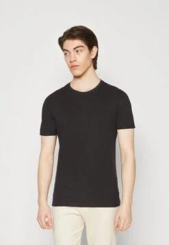 Pier One T-Shirt Basic - Black/light Blue/khaki/mint/beige -Modegeschäft für Herren c2b971c360f74878b73ca0fe7a2d2f6a