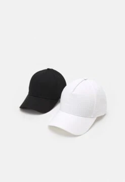 Pier One UNISEX 2 PACK - Cap - Black/white 12 Pier One UNISEX 2 PACK - Cap - Black/white -Modegeschäft für Herren c81afa5f2a2041ba9384bf535a217551 1