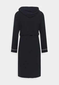 Modegeschäft für Herren -Modegeschäft für Herren c8d334bcbaaf434f8e8f0c7836efb603