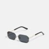 Pier One UNISEX - Sonnenbrille - Black -Modegeschäft für Herren cabd8fad5f604e3f9b3b999e42a8d4dd
