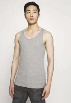 Pier One 3 PACK - Top - White/black 12 Pier One 3 PACK - Top - White/black -Modegeschäft für Herren cb42a30f18f44c48bd0180b5f61df606