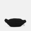 Pier One UNISEX - Gürteltasche - Black -Modegeschäft für Herren d184f8ac0fe74deabe6e37372fa5dbb9