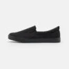 Pier One UNISEX - Slipper - Black -Modegeschäft für Herren d388831517d042d395fc9d80f68e4aad