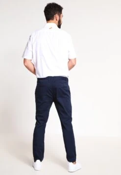 Pier One SLIM FIT CHINO - Chino - Dark Blue -Modegeschäft für Herren d781d37eda76425a93e9a0a3b37f56fe