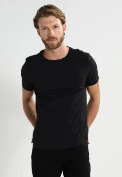 Pier One 2 PACK - T-Shirt Basic - Black -Modegeschäft für Herren dee66c7e2e734d18983e6a98b1cdab15