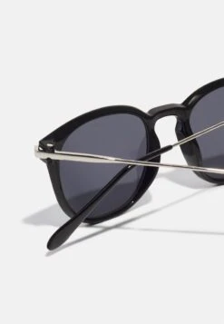 Pier One Sonnenbrille - Black -Modegeschäft für Herren e1238979fc144555bfd451a98b4e6bbf