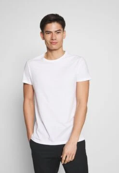 Pier One 5 PACK - T-Shirt Basic - Olive/ White/ Navy /yellow /black 9 Pier One 5 PACK - T-Shirt Basic - Olive/ White/ Navy /yellow /black -Modegeschäft für Herren e3db0f7d6fc04a85abb6e2d631010dd7