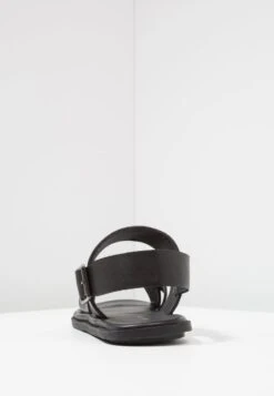 Pier One Riemensandalette - Black -Modegeschäft für Herren e819b7c59f5a477281c4a36bc41d12ad