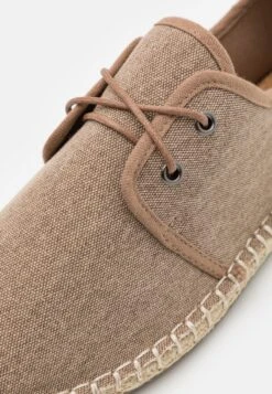 Pier One Sportlicher Schnürer - Beige -Modegeschäft für Herren e9c745a0841d4600ba523faac59256d6